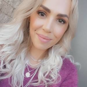 Meet your Posher, Stacey